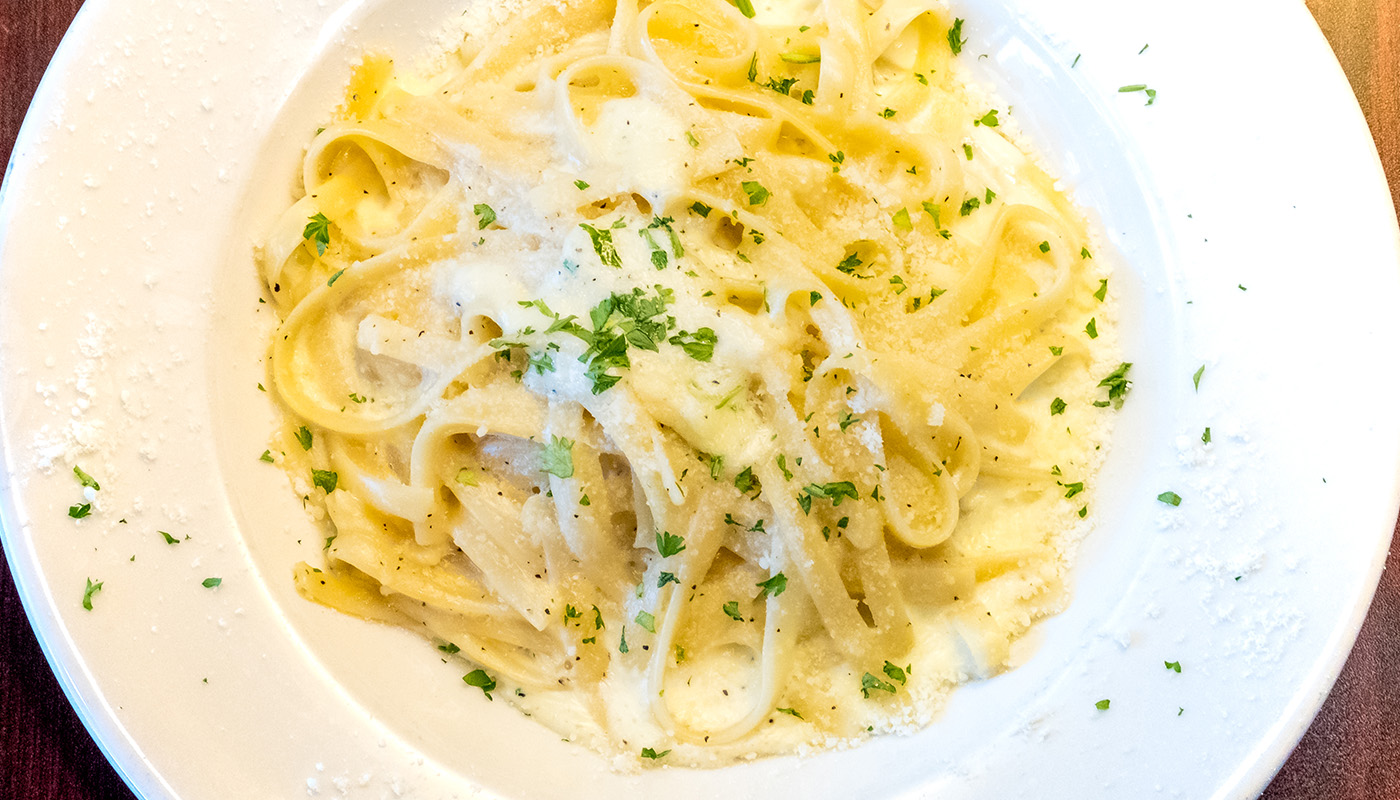FETTUCCINE ALFREDO image